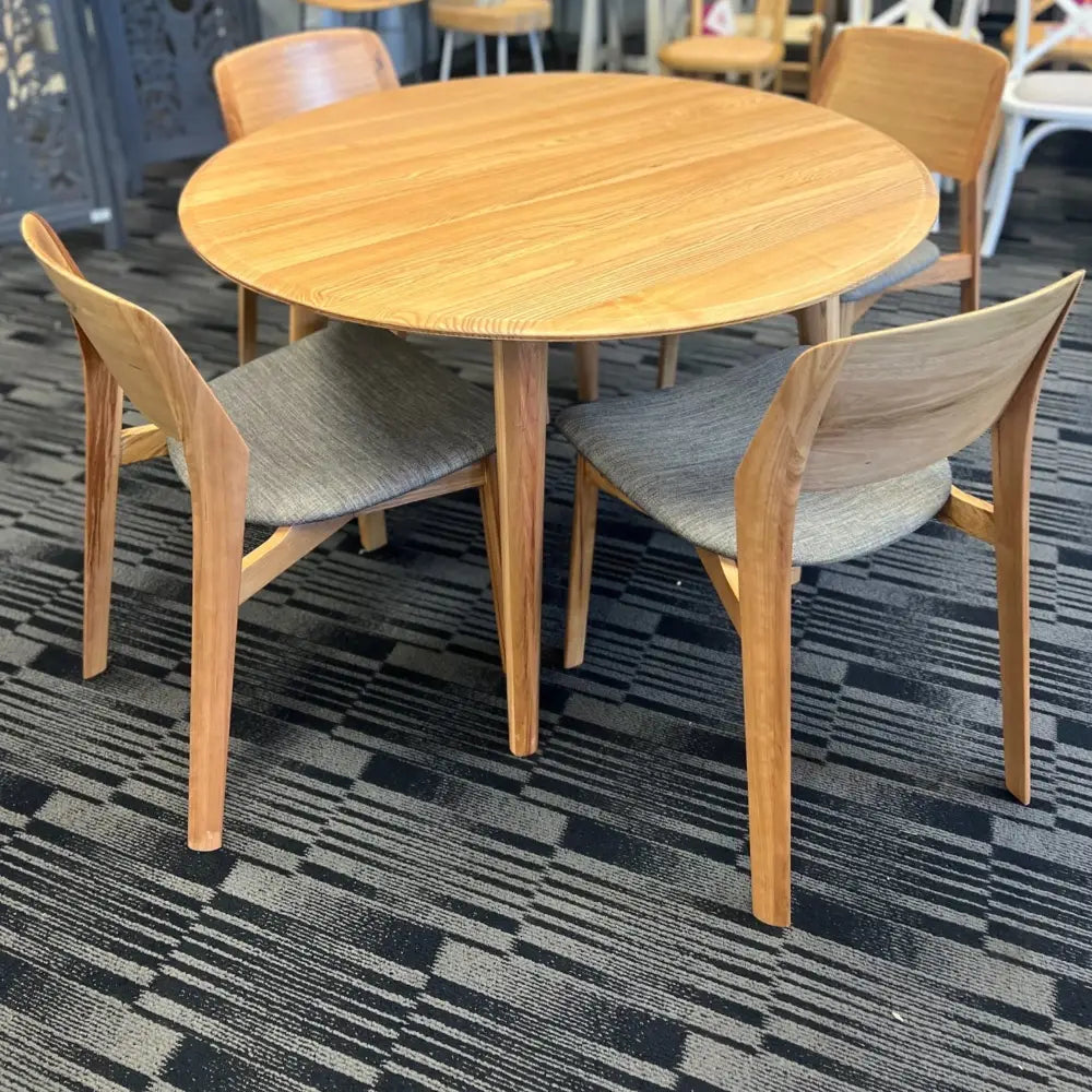 Emilio 120cm Round Dining Table Scandinavian Style Solid Ash Wood Oak - Furniture > Dining
