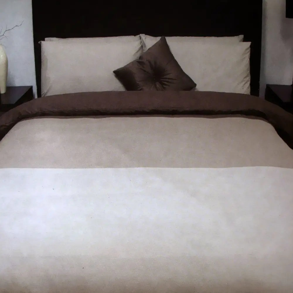 Essentially Home Living Chocolate 3 Tone Quilt Cover Set + Fitted Sheet Double - Home & Garden > Bedding