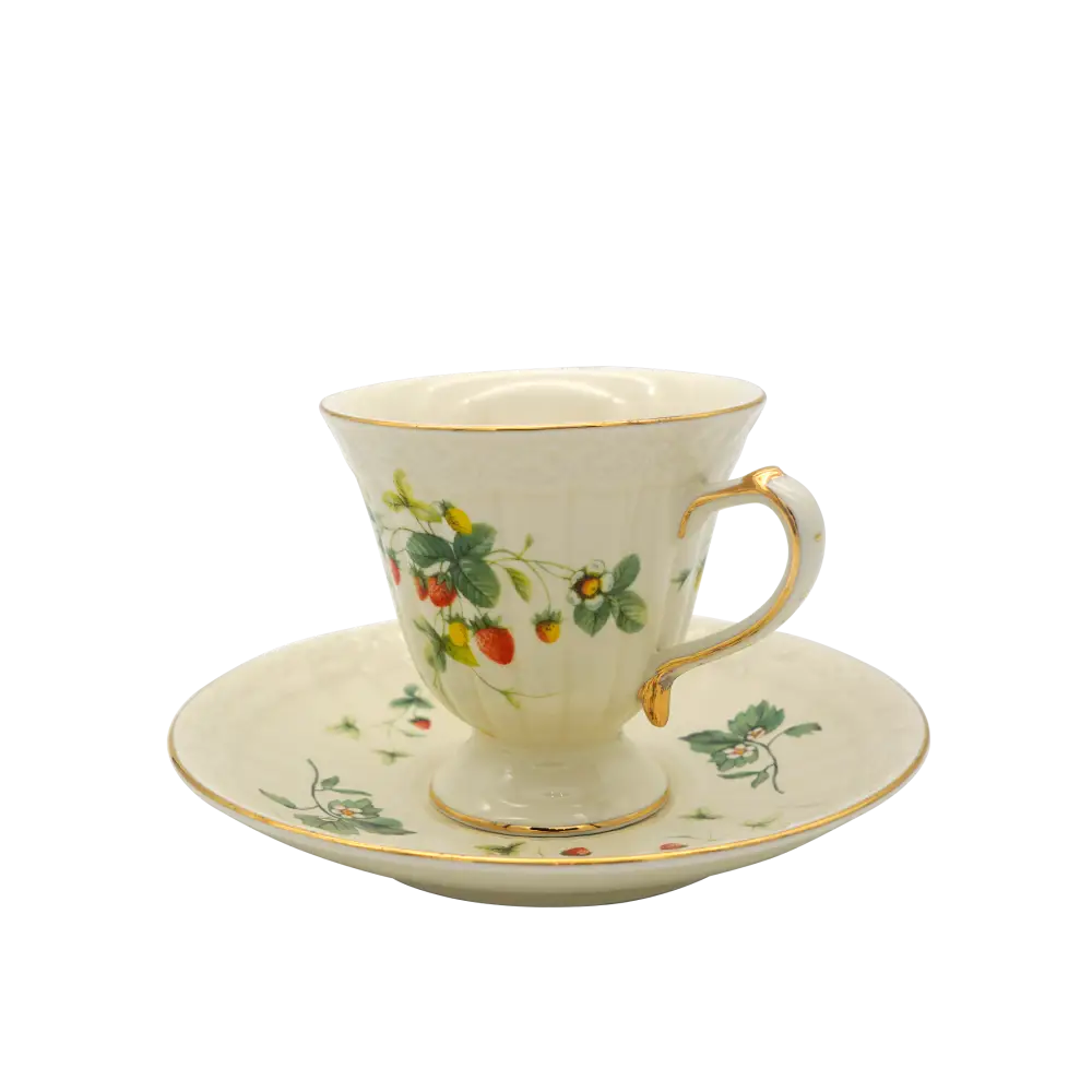 Faubourg Cherry Tea Gift Set - Home & Garden > Decor