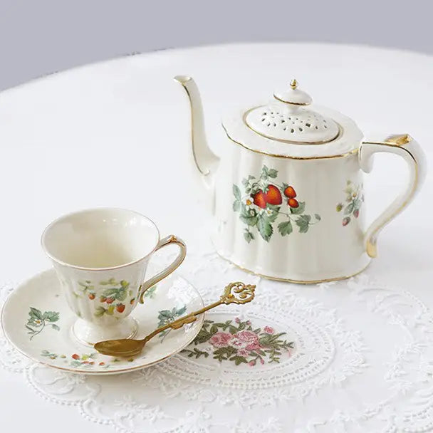 Faubourg Cherry Tea Gift Set - Home & Garden > Decor