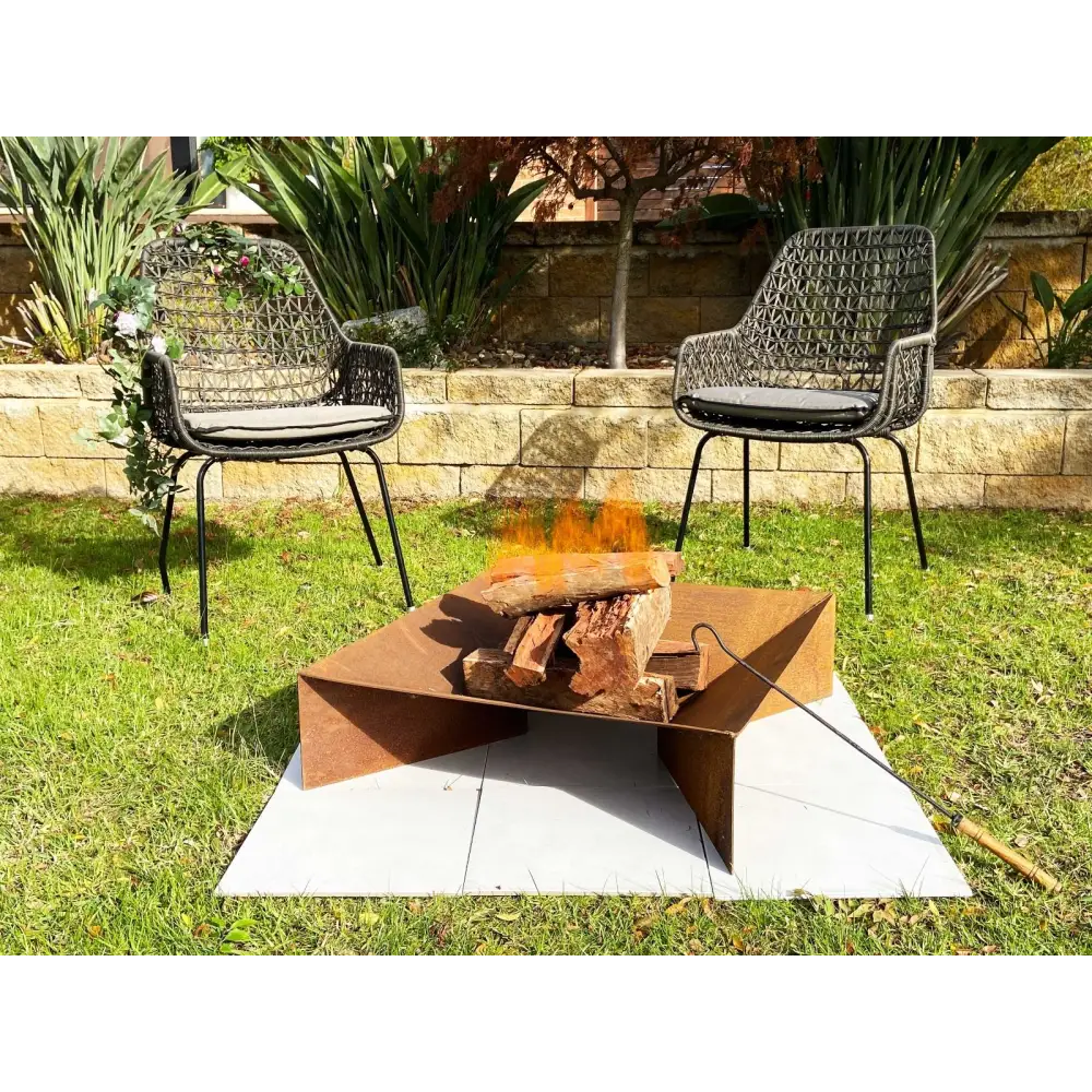 Firepit with Ash Tray with 0.11 Mild Steel’ - Home & Garden > Firepits