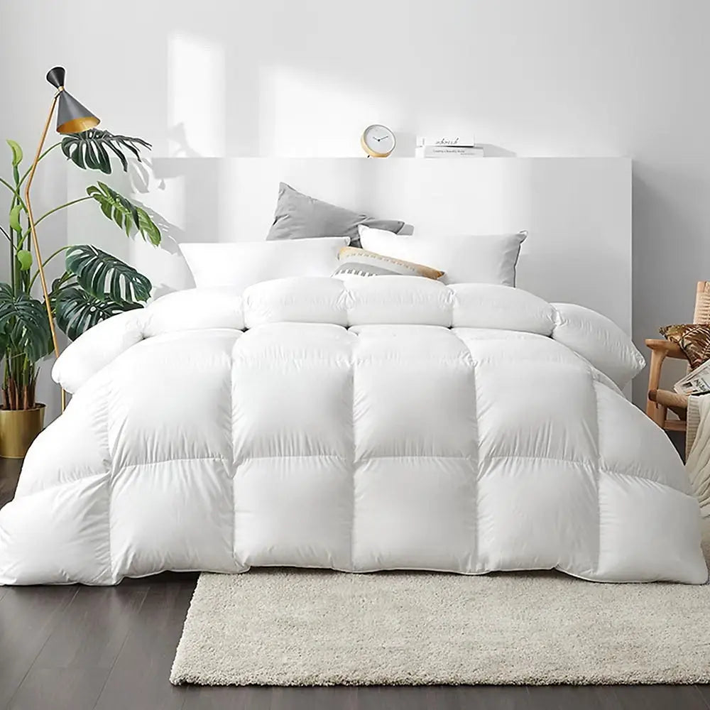 Giselle Bedding 700GSM Duck Down Feather Quilt Super King - Home & Garden > Bedding