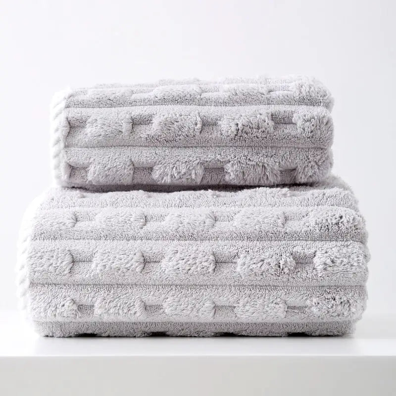 Grey Thickened Coral Fleece Towel Set Large Bath Towel & Face Towel Combo Soft & Absorbent Towels for Home Use - Home &