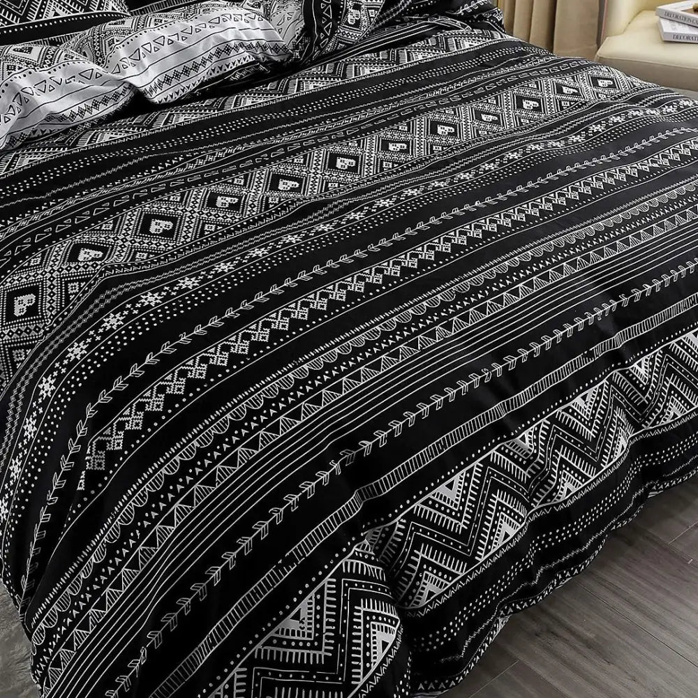 Hugo Reversible Super King Size Duvet Quilt Cover Set - Home & Garden > Bedding