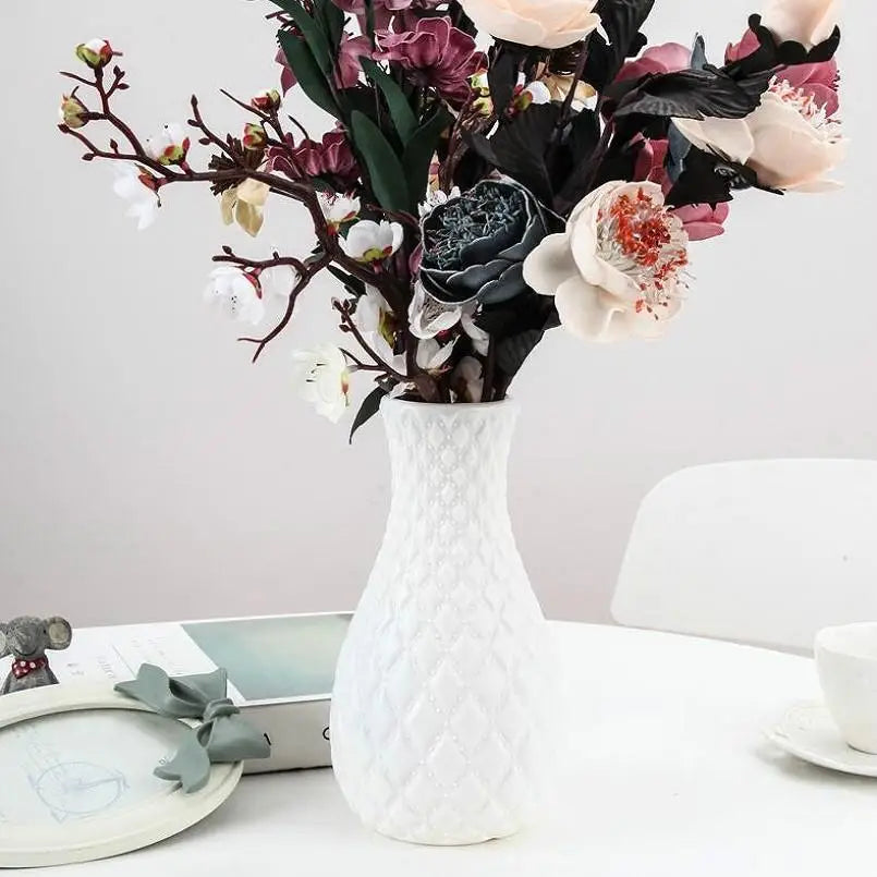 Hydroponic Plastic Vase for Dry and Wet Flower Arrangements - Desktop Furnishings - Milk White - Home & Garden > Decor
