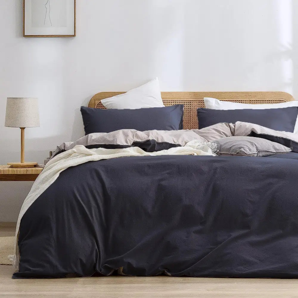 Iris Blue 1.8m (Duvet Cover 180*220cm) Luxurious Soft Brushed Microfiber 4-Piece Bedding Set - Pure Color Double Bed