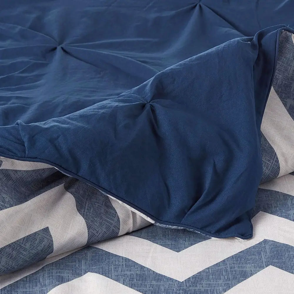 J Elliot Home 6 Pcs Ella Navy Comforter Set Single - Home & Garden > Bedding > Quilts & Duvets