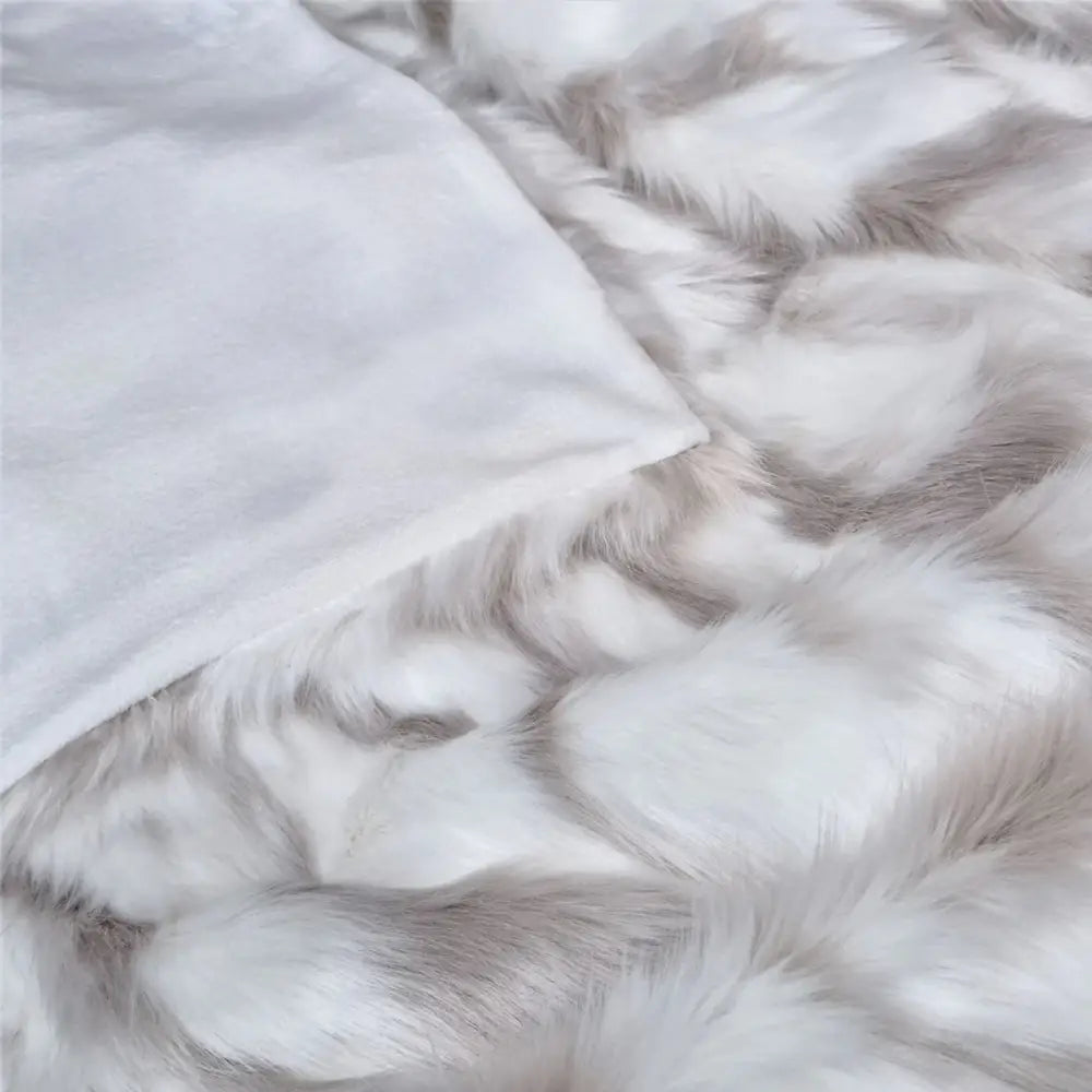 J Elliot Home Lynx Wild Cat Faux Fur Throw Rug 130 x 160cm - Home & Garden > Bedding