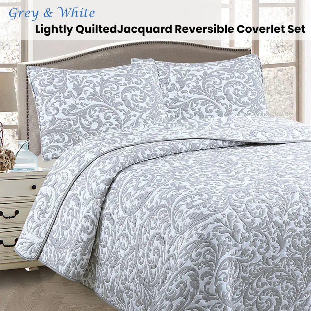 Jane Barrington Grey & White Lightly Quilted Jacquard Reversible Coverlet Set King - Home & Garden > Bedding