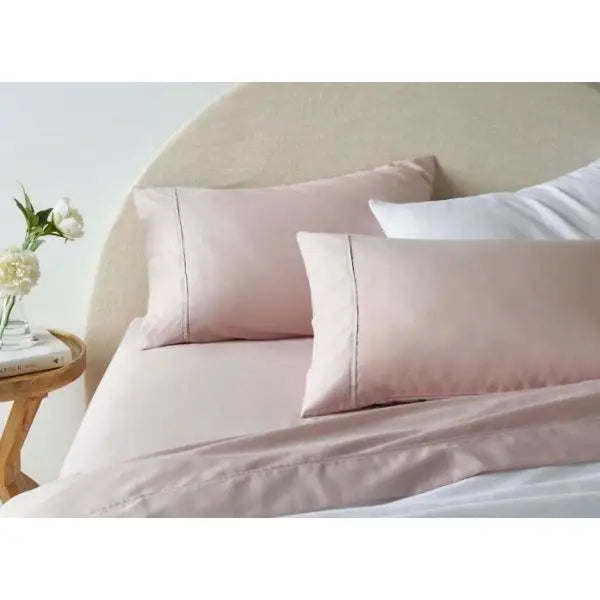 1900Tc Cotton Rich Blush Sheet Set by Accessorize King - Home & Garden > Bedding > Bed Sheets