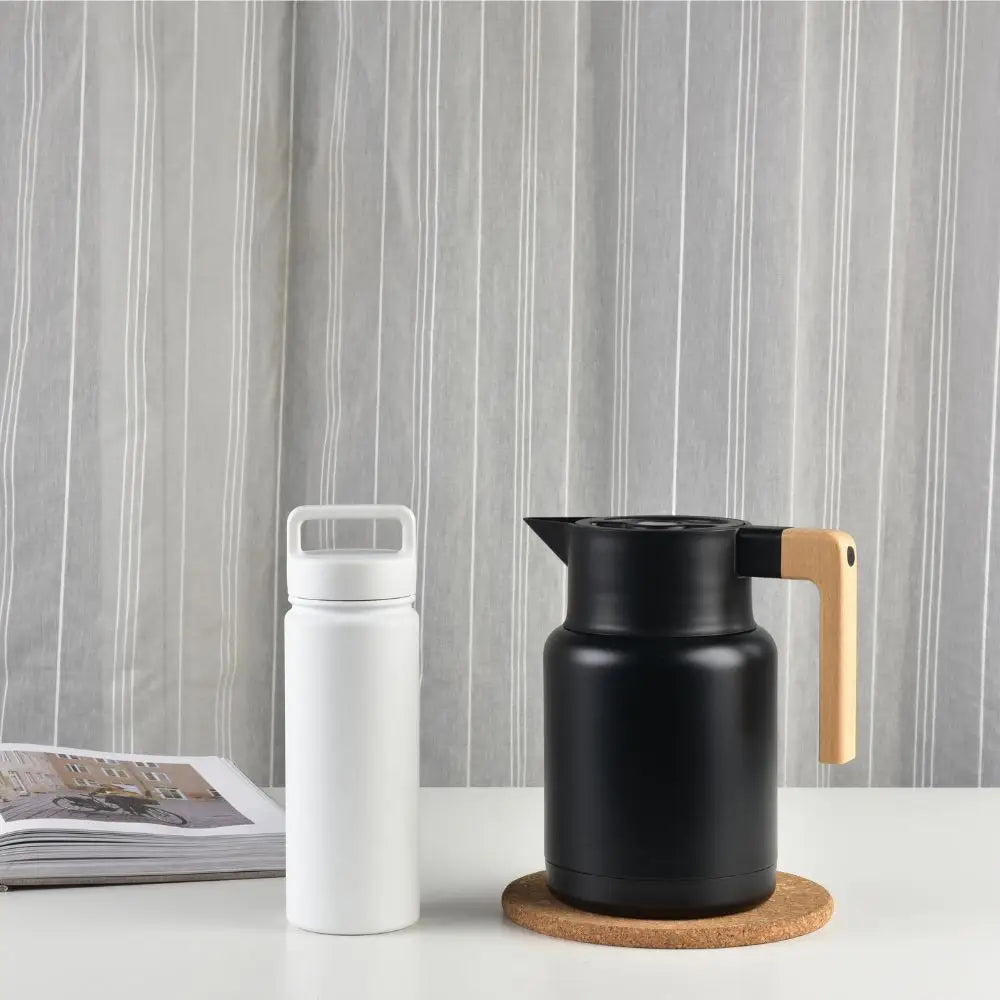 Kylin 304 Stainless Steel Japanese Vaccum Jug 1.3L - Black - Home & Garden > Kitchenware