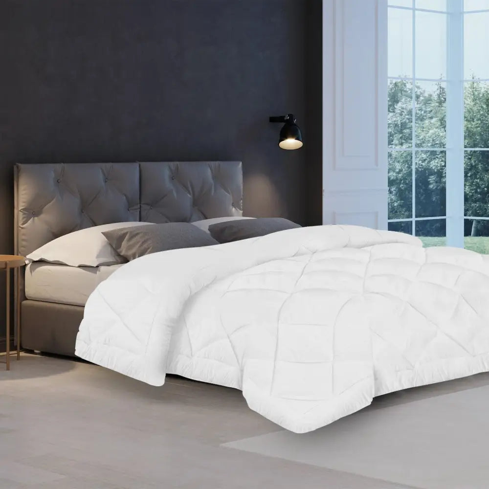 Laura Hill 800GSM Microfibre Bamboo Quilt Comforter Doona - Queen - Home & Garden > Bedding