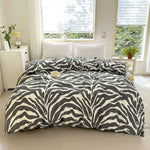 Leopard Duvet Cover - 3 Piece Bedding Set (with Corner Ties)Quilt cover 200cm x 230cm pillowcase 51 x 92cm - Home &