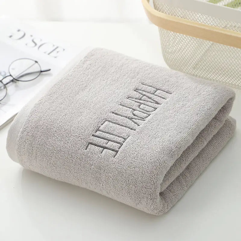 Light Gray Soft Cotton Bath Towel - 70x140cm Quick Dry Super Absorbent - Home & Garden > Bathroom Accessories > Bath