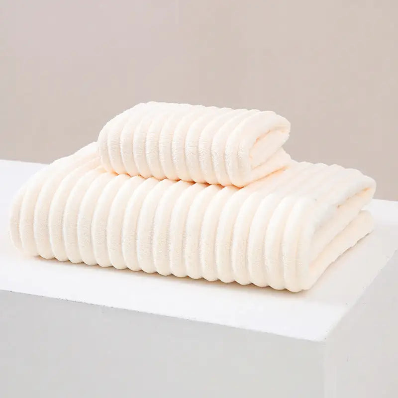 Light-yellow Luxury White Bath Towel and Hand Towel Set - Ultra Soft and Absorbent - Home & Garden > Bathroom