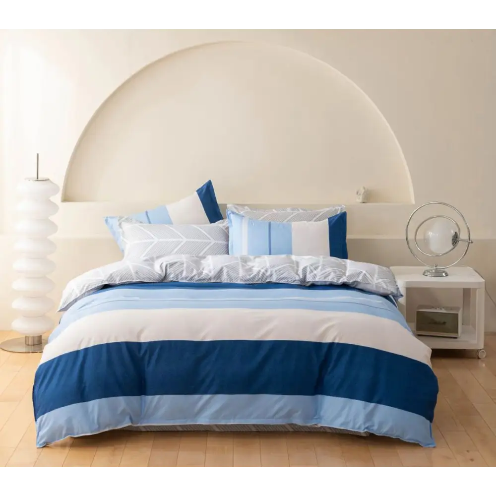 Mannix Striped Quilt Cover Set - King Size - Home & Garden > Bedding