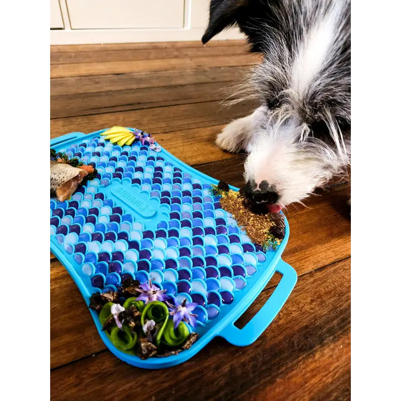 Marley Slowappy Reversible Lick Mat - Teal - Pet Care > Dog Supplies > Dog Bowls Feeders & Waterers