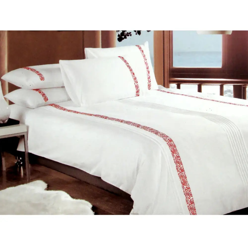 Metropolitan Haze Red Quilt Cover Set King - Home & Garden > Bedding