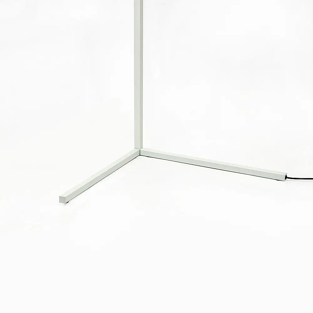 Modern - Colour RGB - Minimalist LED Corner Floor Lamp - White - Mood Lighting - Home & Garden > Lighting