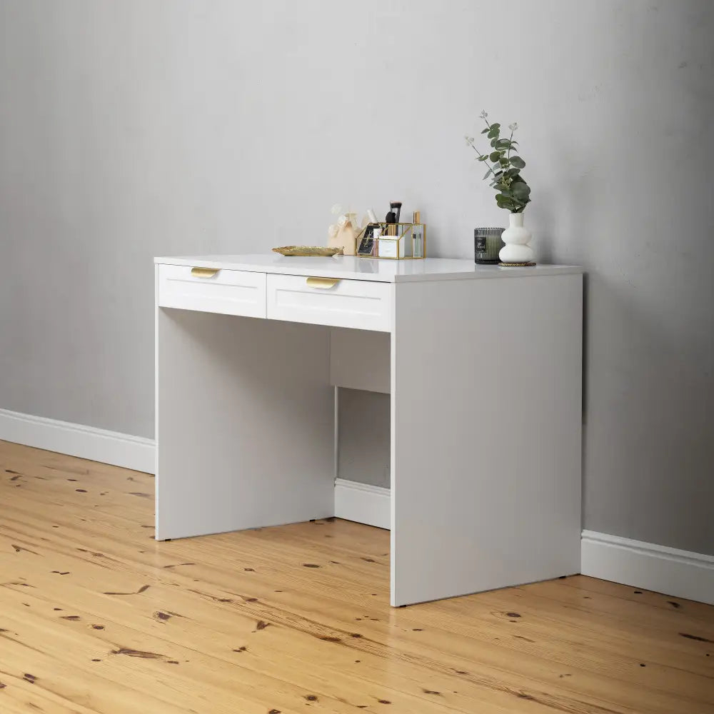 ODESSA DESK - WHITE - HAMPTONS - PULL BRASS - Furniture > Office > Desks
