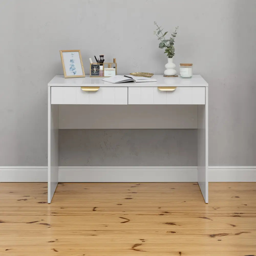 ODESSA DESK - WHITE - VJ PANEL - PULL BRASS - Furniture > Office > Desks