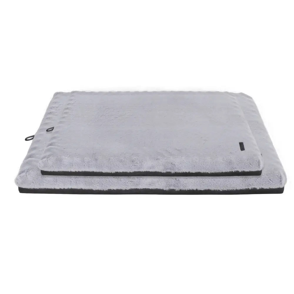 Outdoor and Indoor Kennel Mat Size 2 (78x66cm) - Pet Care > Dog Supplies > Dog Beds