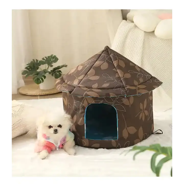 Outdoor Waterproof Cat House - Insulated Weatherproof Warm Shelter for Cats Ideal for Winter Protection Size: L 45*41cm