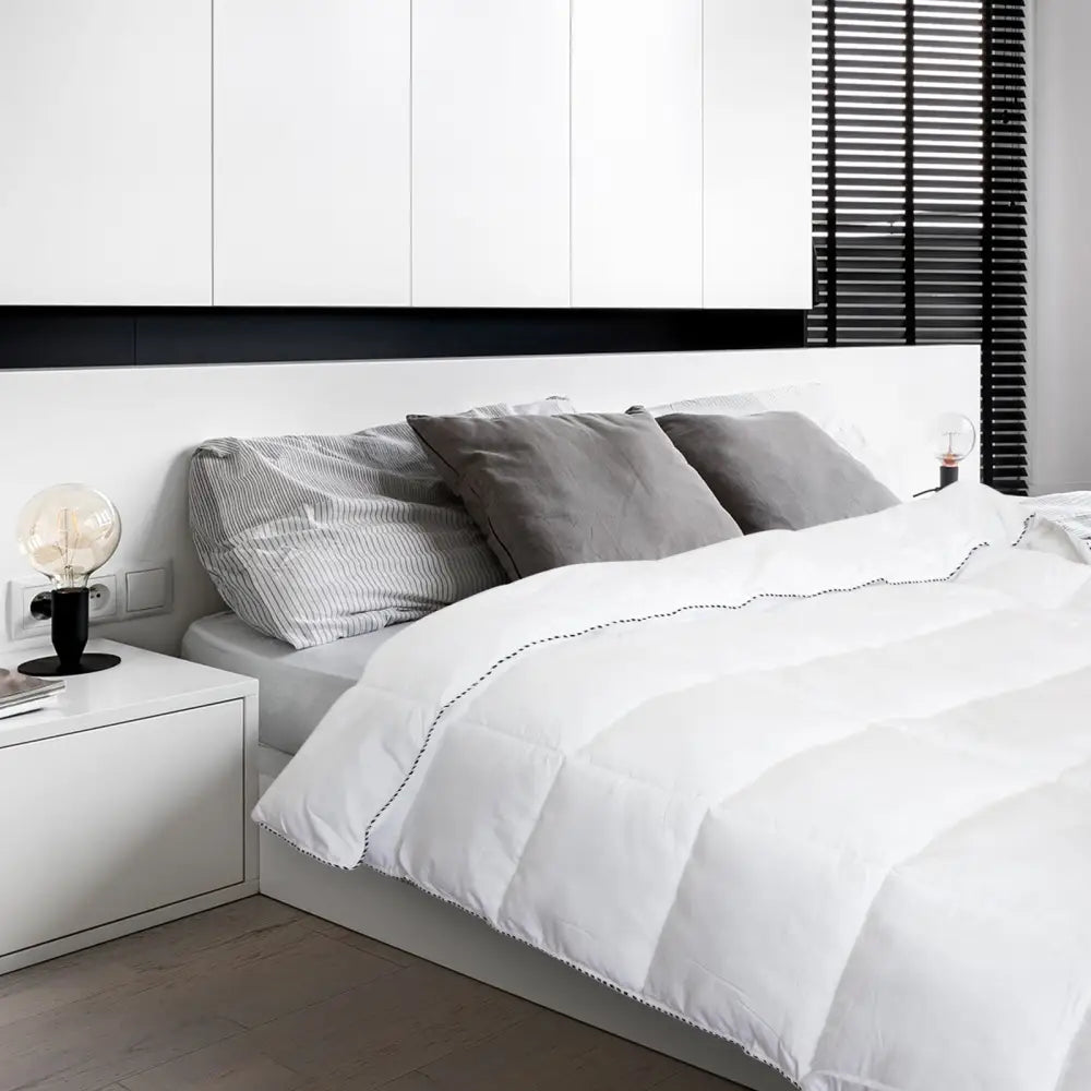 Royal Comfort Bamboo Blend Quilt 250GSM Luxury Duvet 100% Cotton Cover - Double - White - Home & Garden > Bedding
