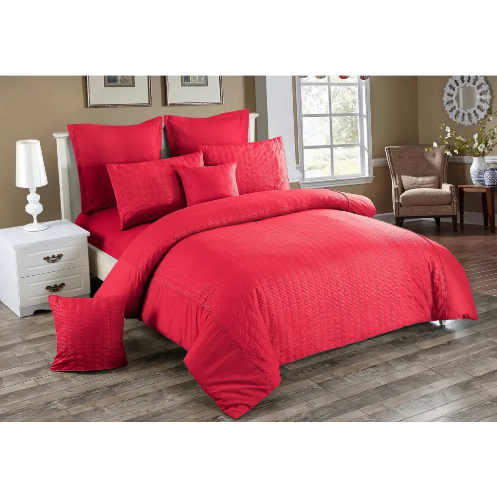 Seersucker Super King Size Quilt/Duvet Cover Set - Red - Home & Garden > Bedding > Duvet Covers