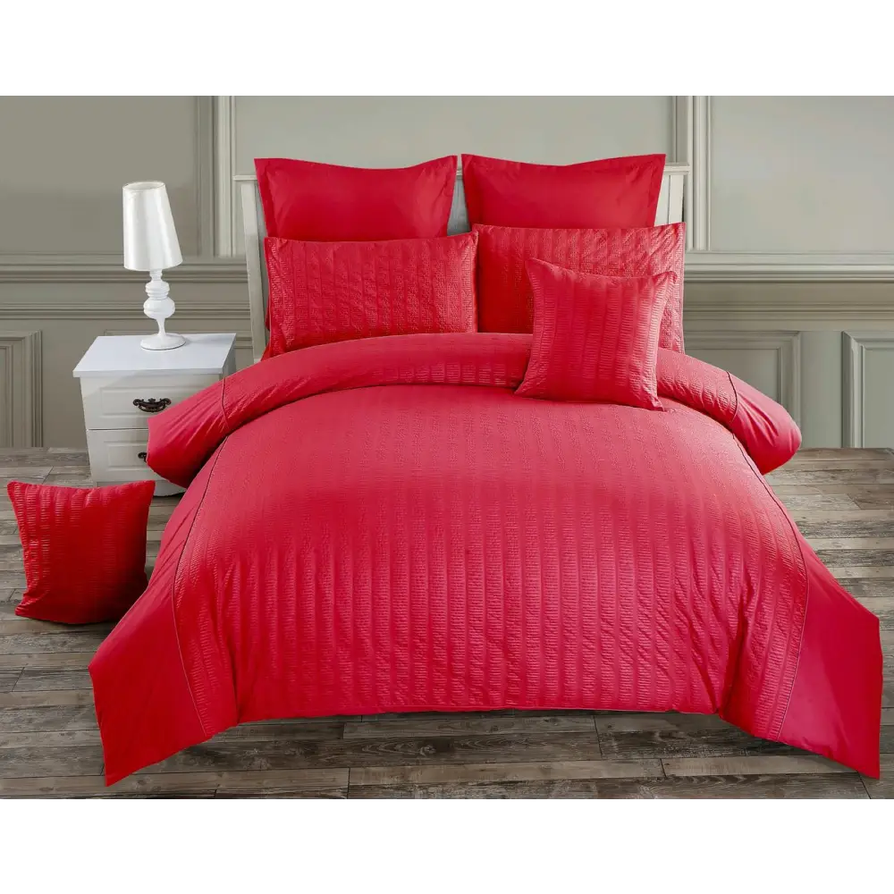 Seersucker Super King Size Quilt/Duvet Cover Set - Red - Home & Garden > Bedding > Duvet Covers
