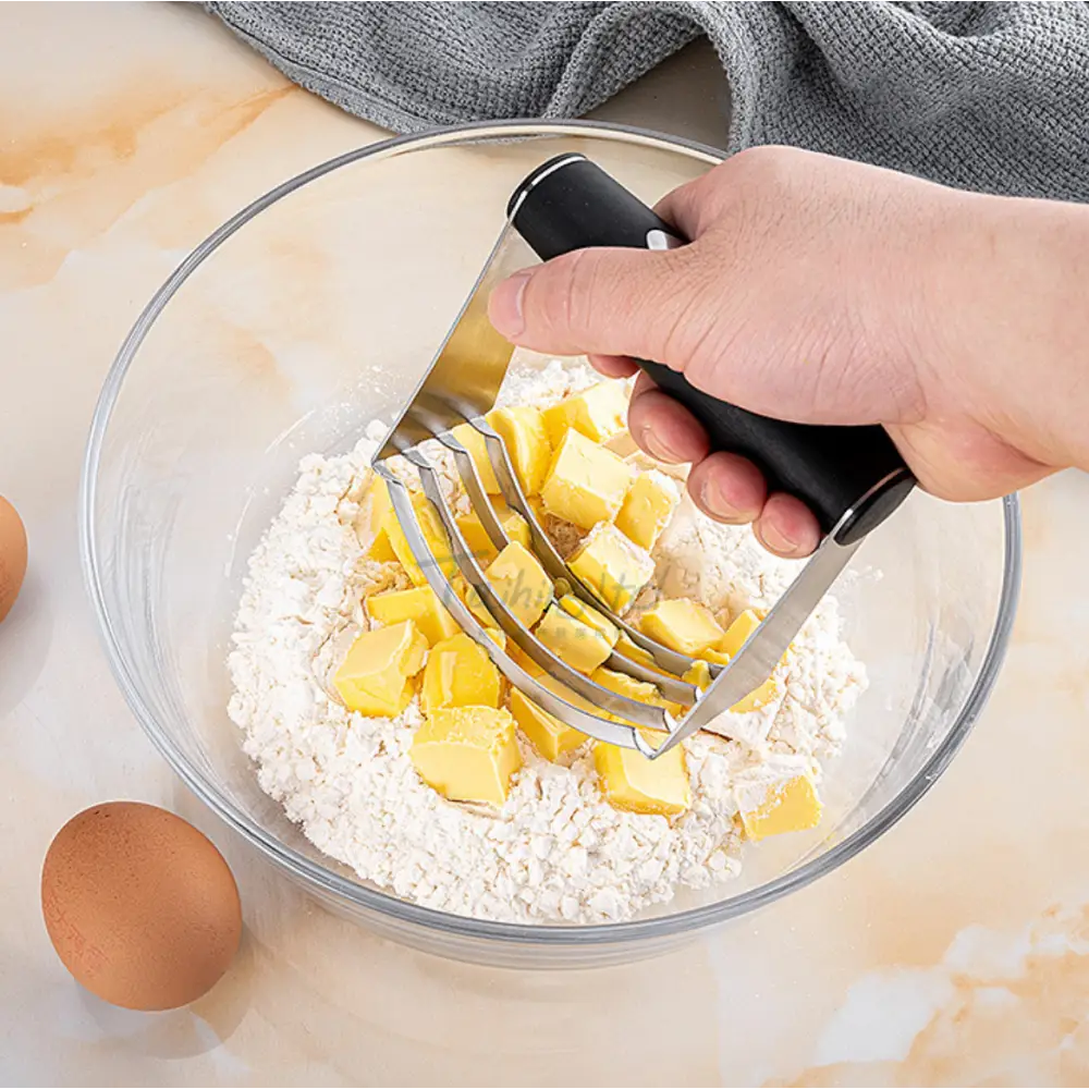 Stainless Steel Dough Cutter - Home & Garden > Kitchenware