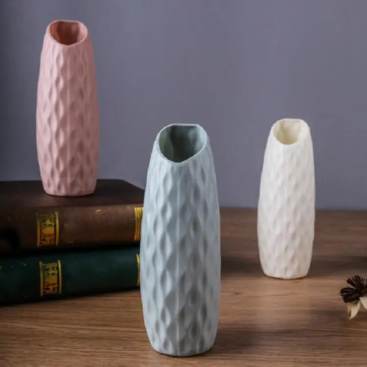Sturdy Plastic Vase for Creative Display - Drop-resistant - Green - Home & Garden > Decor > Vases & Table Decor