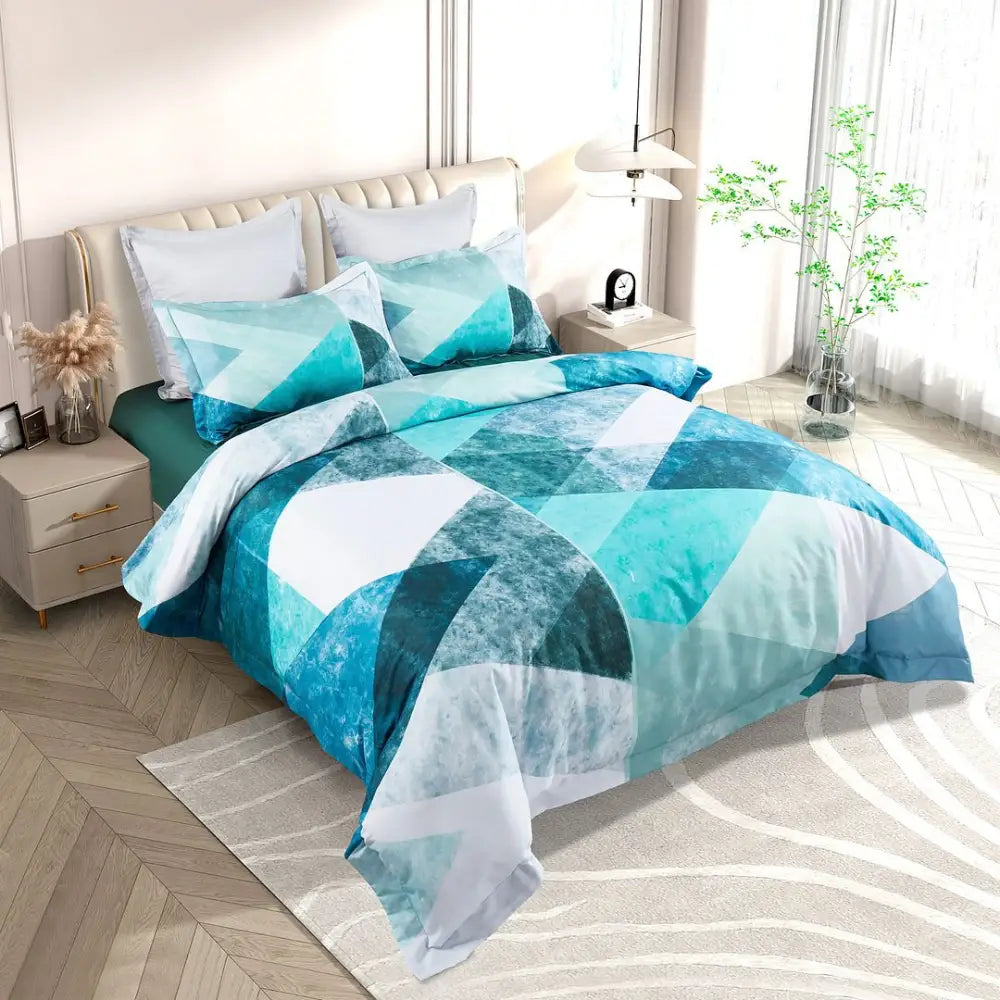 Takashi Quilt Cover Set - Queen Size - Home & Garden > Bedding