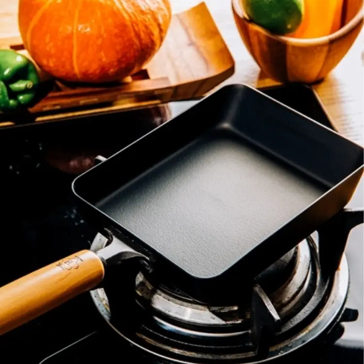 TAKUMI Tamagoyaki 13*18 small fry pan MGEG-M 76751 - Home & Garden > Kitchenware