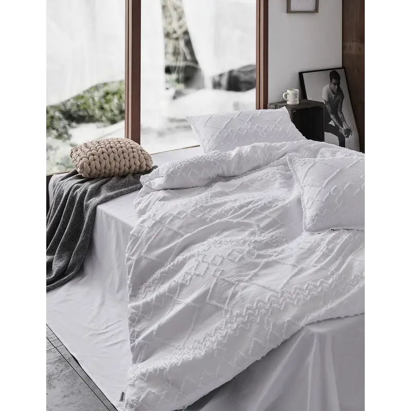Tufted ultra soft microfiber quilt cover set-super king white - Home & Garden > Bedding