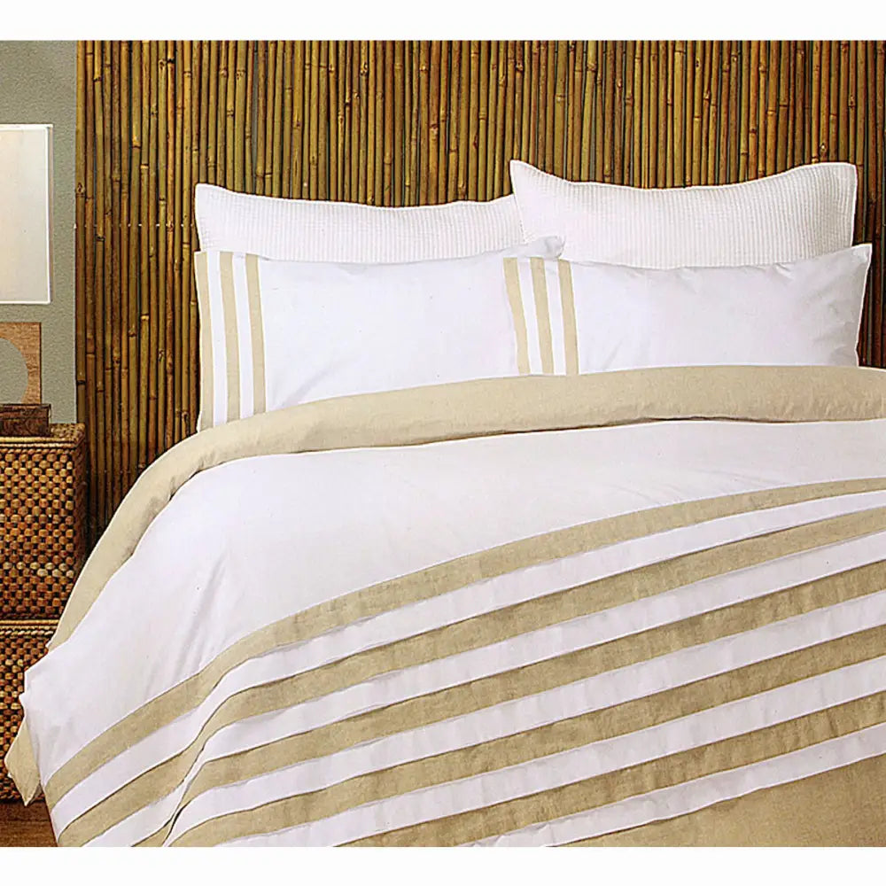 Turin White Linen Quilt Cover Set QUEEN - Home & Garden > Bedding