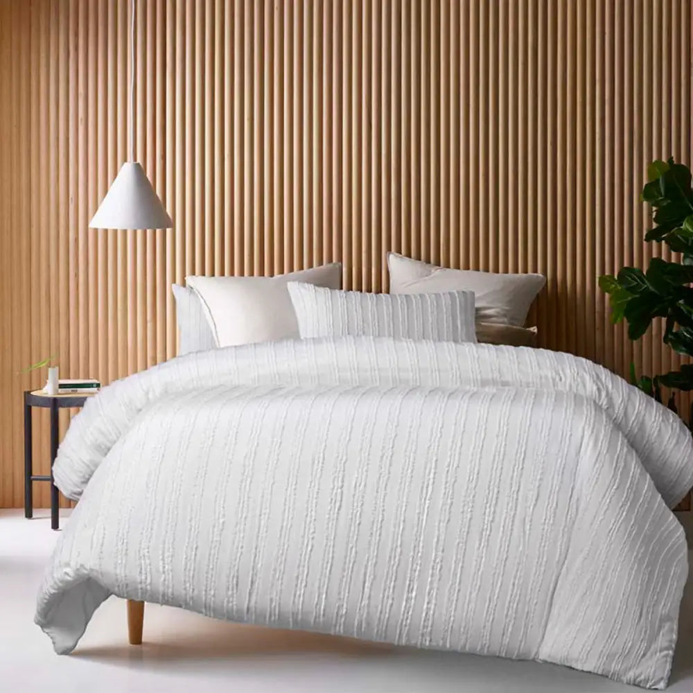 Vintage Design Homewares Reflections White Cotton Quilt Cover Set Double - Home & Garden > Bedding