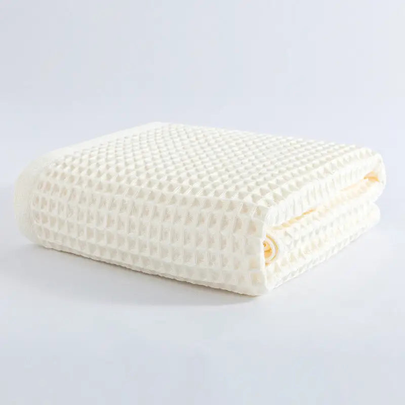 White Pure Cotton Waffle Weave Bath Towel - Soft Absorbent & Extra Large 70x140 cm for Home Use - Home & Garden >